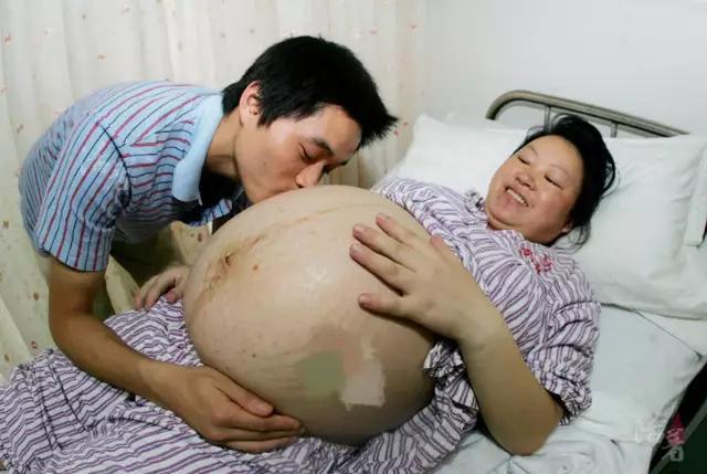 9月孕婦突然去世，看到屍檢報告，老公轉身對母親大打出手