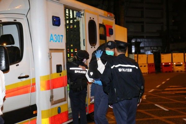 5歲女童被生父繼母活生生虐死!!把她舉起拋撞天花板10多次、剪刀剪肉、拖鞋巴臉、藤條亂掃、不給放吃！ 