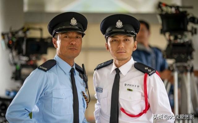 致敬！鐵探成為香港首位非因公殉職葬入浩園的警察，其原型更傳奇！