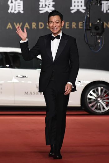 「金馬獎為什麼脫衣抱我？」劉德華搞怪訪問林志玲，她的反應萌翻了！ 