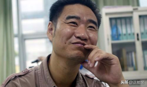 他是明星楷模傾盡所有資助孤兒，死後卻沒錢下葬，遺孀意外被砸死