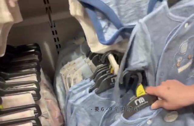 張柏芝分享三胎兒子動態，小王子長得好快，比同齡孩子大不少！