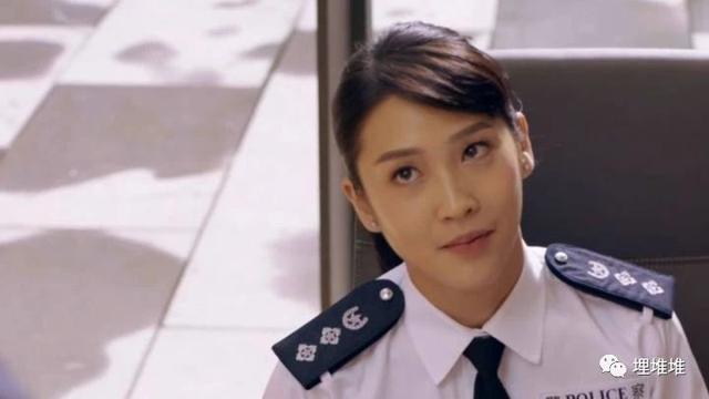 她是《鐵探》大boss？染髮26次只為演好配角的她是香港文藝片女王！