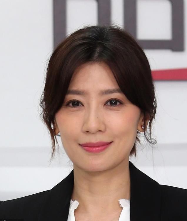 (賈靜雯再婚後生活幸福事業上升，卻遭前婆婆暗諷「沒兒子命」，老公修傑楷一句話回應「實力打臉」