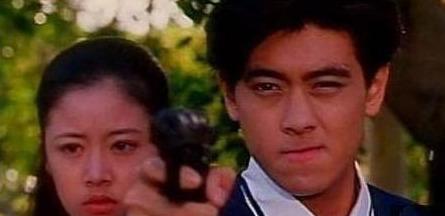 當年一言不合就提分手，43歲娶嬌妻生3子，林心如27字報仇雪恨