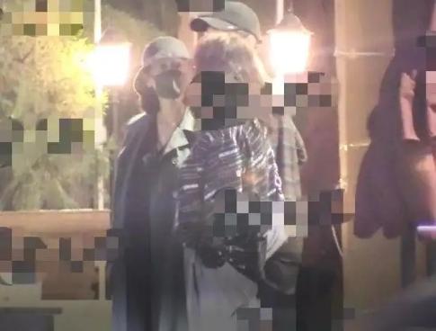 趙又廷深陷曖昧風波，高圓圓捧大肚現身力挺，不是誰都喜歡經紀人