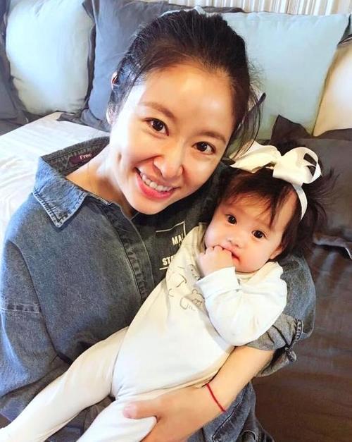 42歲林心如與39歲陳喬恩對比，卻有這麼大的差距，霍建華眼光犀利!