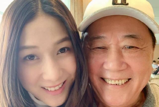 35歲鍾嘉欣攜一雙兒女去見前輩，米雪抱著7個月大Jared好似一家人