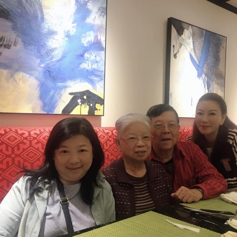 「與爸媽同住40年」！楊繡惠親自照料兩老生活，始終謹記父親「阿西」叮嚀待人處事！ 