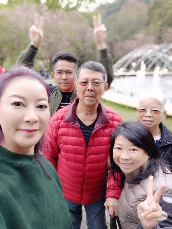 「與爸媽同住40年」！楊繡惠親自照料兩老生活，始終謹記父親「阿西」叮嚀待人處事！ 