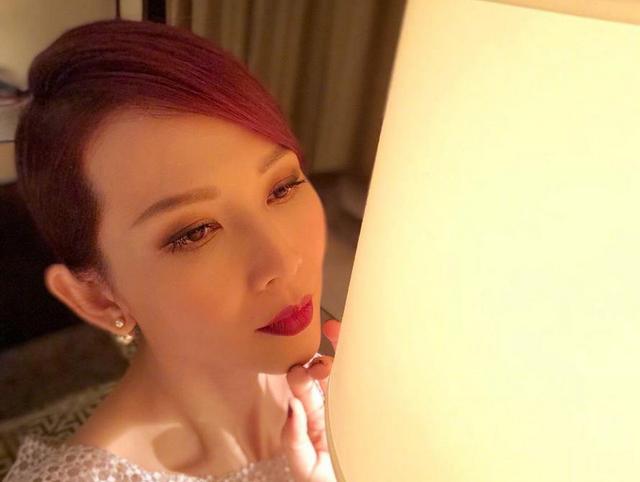 張晉新戲受傷，娘娘發文表露真情，這波狗糧來的讓人措不及防