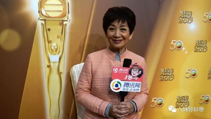 (重溫馬國明與黃心穎)馬國明痛失視帝後恐嚇TVB，一下台獎盃就被收走……TVB果然像汪明荃說的那樣沒有人情味啊！  