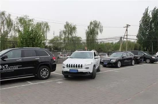 自動擋能在行駛中換N擋、P檔、S擋嗎？