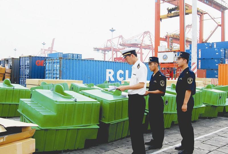 台灣海關實施新規定，一些物品禁止出入海關，想出國的請注意，不然會有很大損失
