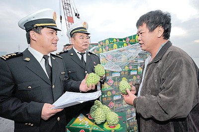 台灣海關實施新規定，一些物品禁止出入海關，想出國的請注意，不然會有很大損失