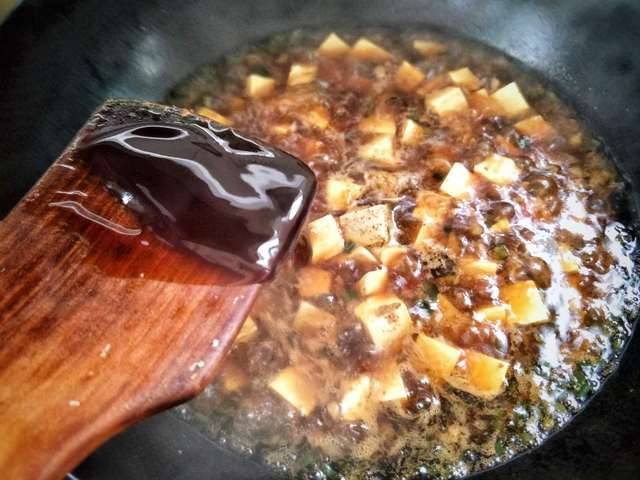 豆腐怎樣做好吃入味，加2勺它，增香又提味，比麻婆豆腐更好吃！