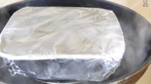 一斤豬肉半碗玉米澱粉，自製午餐肉，又香又營養，比火腿腸好吃幾十倍！另附2種自製午餐肉做法！
