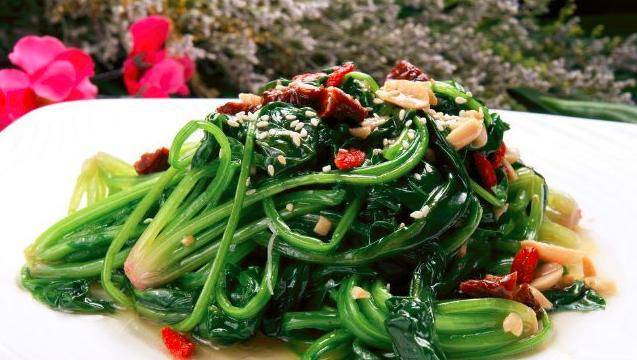 菠菜的這9種吃法太美味啦！除了炒著吃，還能做麵條、餅、餃子！