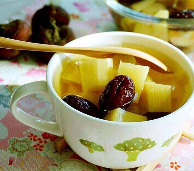夏天常喝這10種甜湯，讓女人氣血兩旺，滋補養顏！