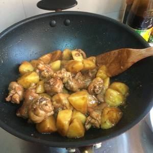 好吃家常菜【土豆燜雞腿】簡易食譜