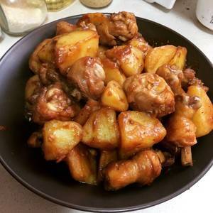 好吃家常菜【土豆燜雞腿】簡易食譜
