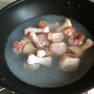 好吃家常菜【土豆燜雞腿】簡易食譜