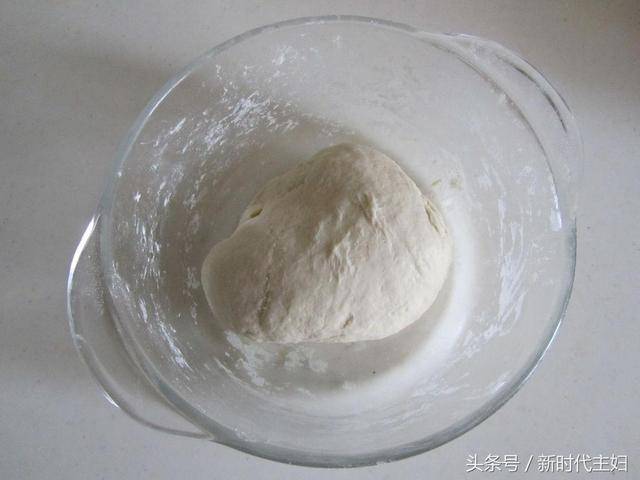 自己在家做生煎包給家人吃，美好的一天從早餐開始！