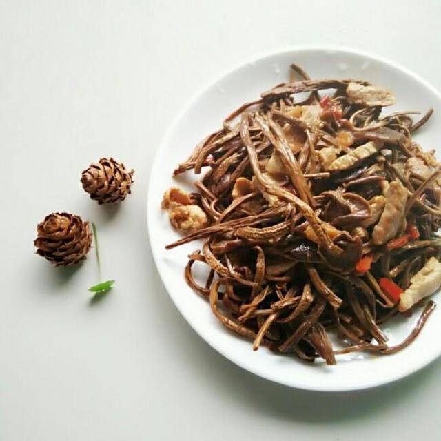 蘑菇最有營養的16種吃法, 幾分鐘就出鍋，比吃肉還要香！