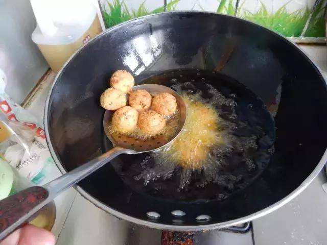 脆皮豆腐、焦溜豆腐、麻婆豆腐，豆腐的這些吃法讓人回味無窮~