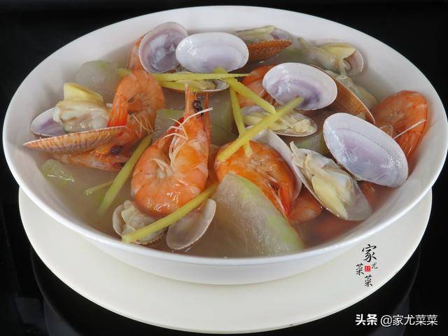 花甲別總是用來爆炒，試試這種夏天的家常湯做法，鮮美無沙無腥味
