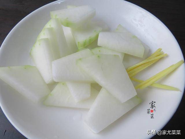 花甲別總是用來爆炒，試試這種夏天的家常湯做法，鮮美無沙無腥味