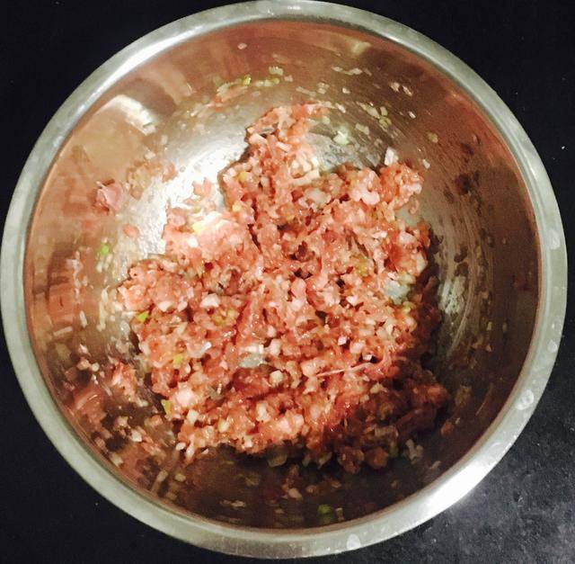 外酥里嫩的蘿蔔絲肉丸子這樣做好吃