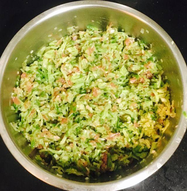外酥里嫩的蘿蔔絲肉丸子這樣做好吃