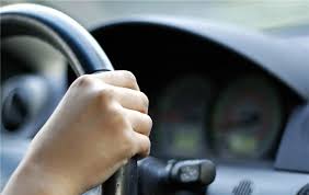 爸爸鄭重警告「車絕對不能借女友開」他滿頭疑惑，後來爸爸「一句話」讓他恍然大悟！
