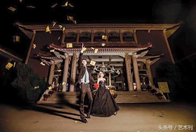 不信邪？殯葬業男「婚紗拍成身後照」不到4個月離婚　第2個老婆「堅持扮成七爺八爺」下場網友傻住 