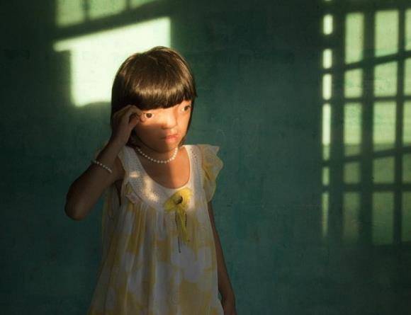 這6張照片捕捉到「人類最野獸的一面」！﻿