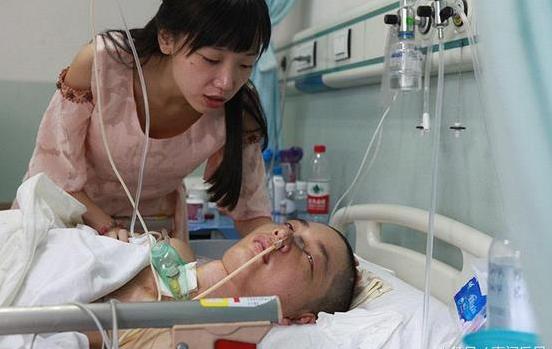  植物人丈夫臥床3年，漂亮妻子居然懷孕了，結果令人大驚不可思議......
