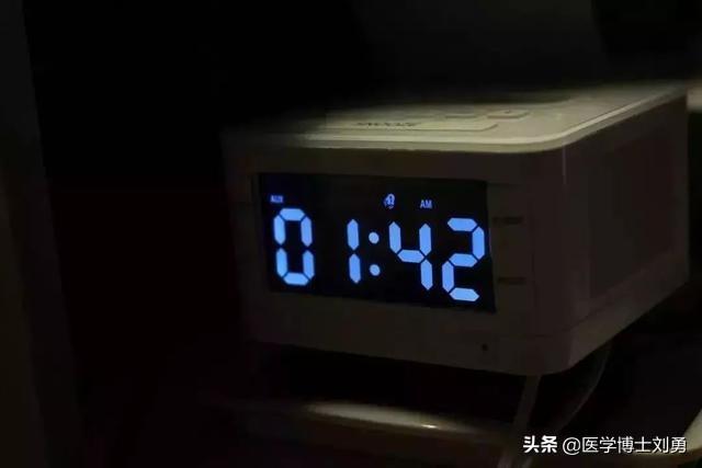 高血壓，謹記早起三不做，飯後三不急，睡前三不宜！降低血壓峰值