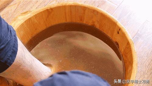 高血壓，謹記早起三不做，飯後三不急，睡前三不宜！降低血壓峰值