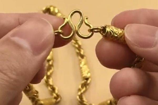 你經常戴金項鍊嗎？我也是今天剛知道，現在知道還不晚