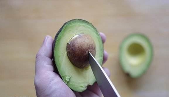 經常抽筋？「缺鉀」！可能還會引發高血壓、心臟病！這8種水果幫你改善身體！