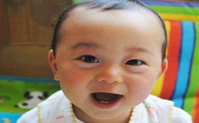 4種表現「暗示」你，寶寶脾胃出現了問題，4招調理脾胃簡單管用