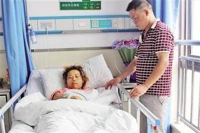 我生兩女兒，生病住院6天，老公細心照顧，回家我改了銀行卡密碼