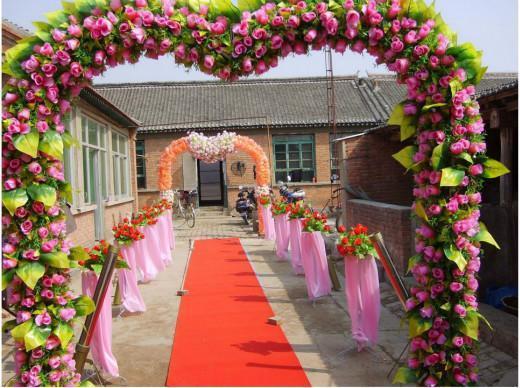 弟弟結婚，母親卻不讓我回去參加婚禮，匆匆趕回家，我氣得大哭