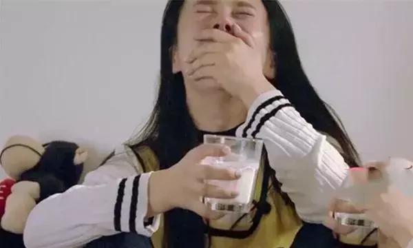 媳婦半年沒來例假，老公帶她去醫院，婆婆慌了，第二天被警察抓走