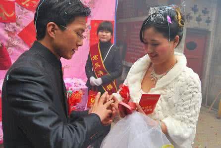 我患病老公放棄治療，小妹傾家蕩產救我，她女兒結婚我陪嫁一套房子