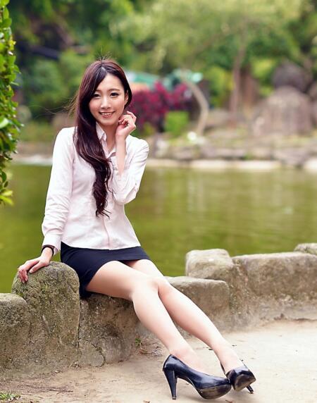 婆婆家不同意在房產證上加我名字，親媽支招，我笑著結婚