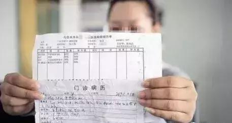 夫妻兩收養一對雙胞胎，1年後收到醫院的化驗單，喜從天降了
