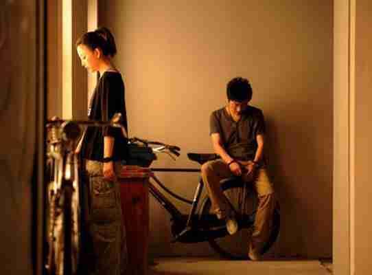 結婚陪嫁25萬，婚後家婆找我要20萬，老公的一句話我惱羞成怒