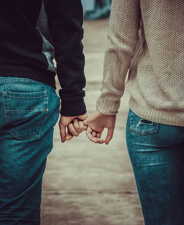 注意！婚外情網站公布渣男四大特徵　年齡差太大也中招